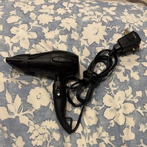 Babyliss Compact Black Hair Dryer